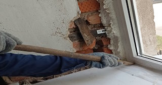 Демонтаж оконных откосов по выгодной цене от 529 руб. в Сосногорске - Сварной-Сно